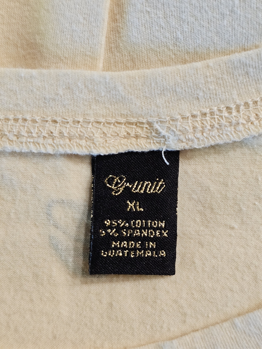 G-UNIT Women's Cream Long Sleeve Graphic Tee - Picture 7 of 8